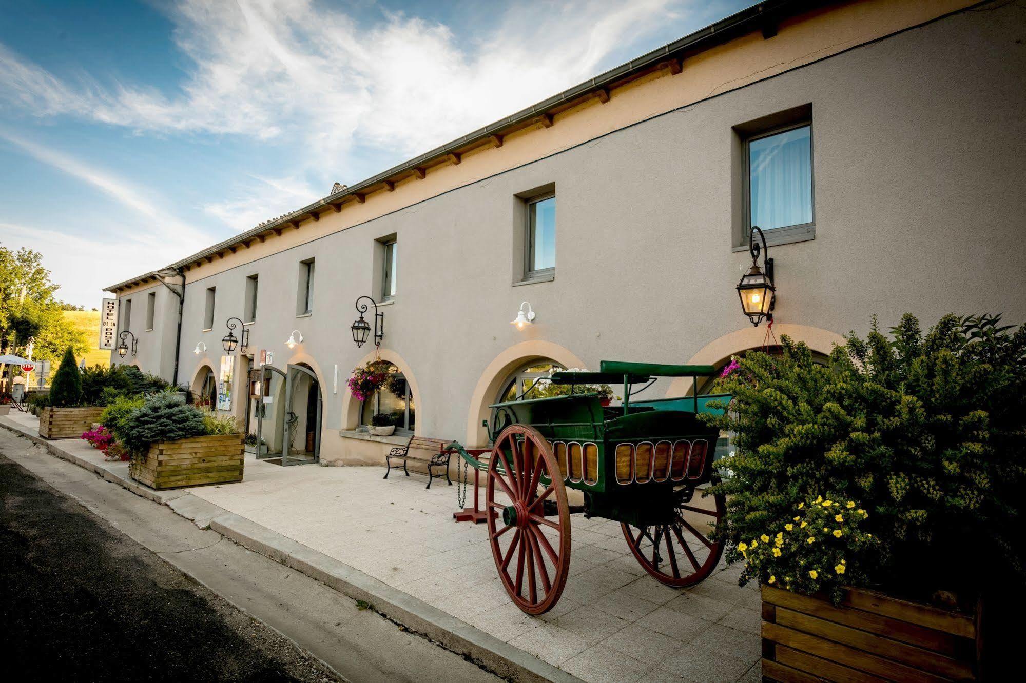 Hotel Restaurant De La Poste Et La Grange Detente, Espace Bien-Etre Châteauneuf-de-Randon Exterior foto