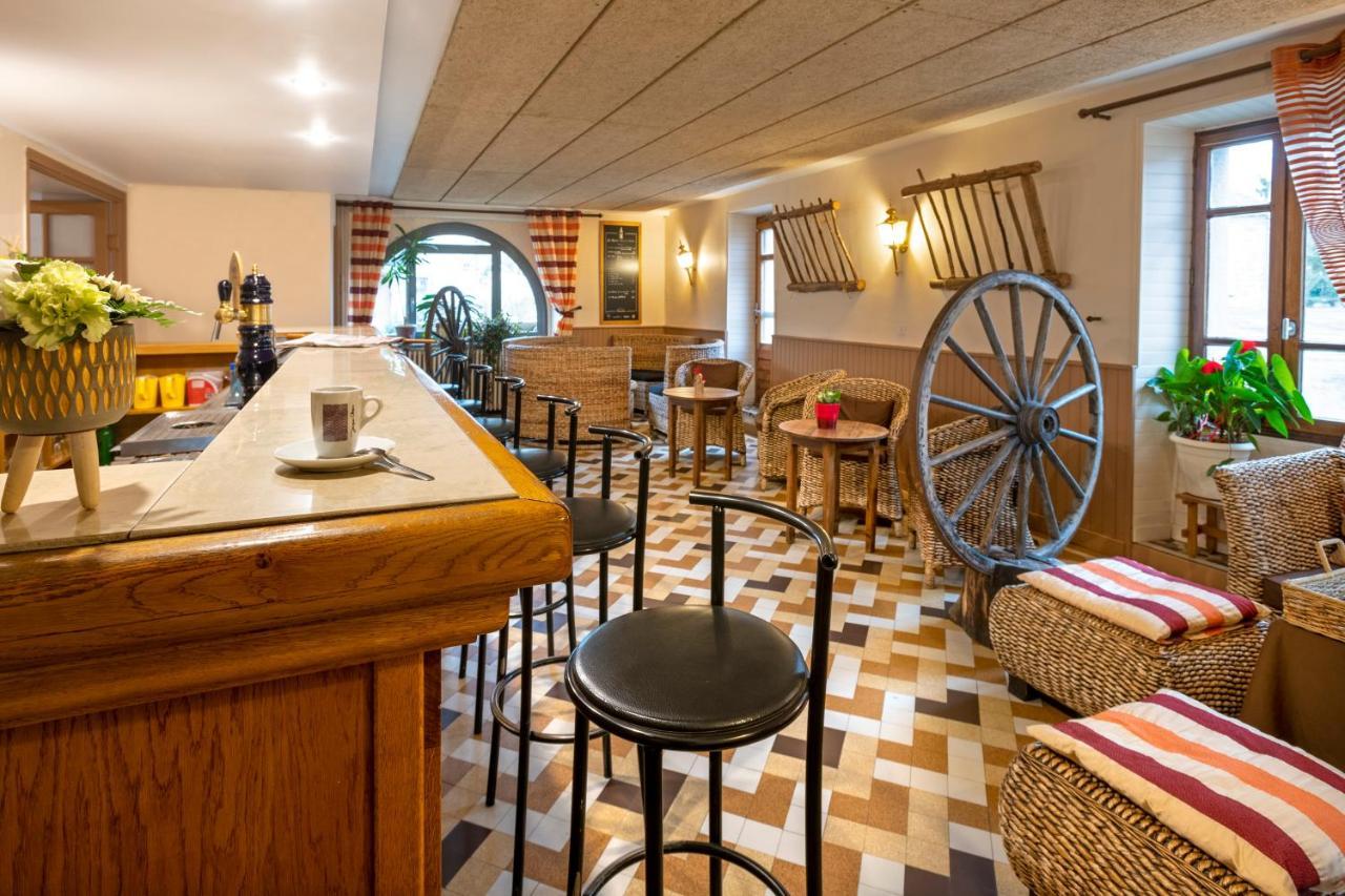 Hotel Restaurant De La Poste Et La Grange Detente, Espace Bien-Etre Châteauneuf-de-Randon Exterior foto